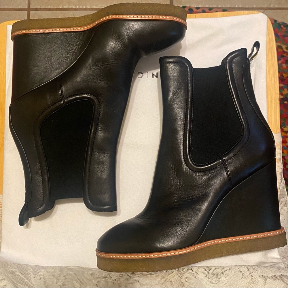 Veronica Beard Aari Boot black size 10